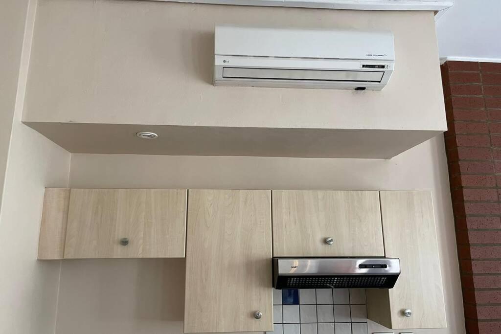 Cool & Easy Flat In The Heart Of Marshalltown جوهانسبورغ المظهر الخارجي الصورة