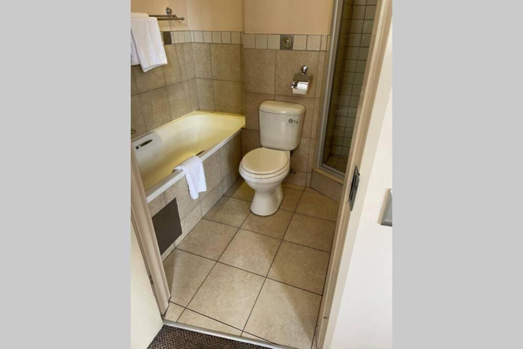 Cool & Easy Flat In The Heart Of Marshalltown جوهانسبورغ المظهر الخارجي الصورة